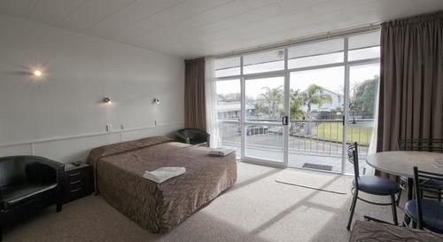 Motel Aura